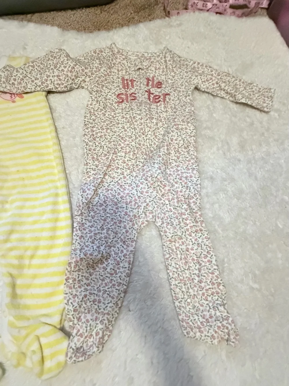 Carters Baby Girls' 10-Piece Everyday Essentials Bundle size 6-9 months